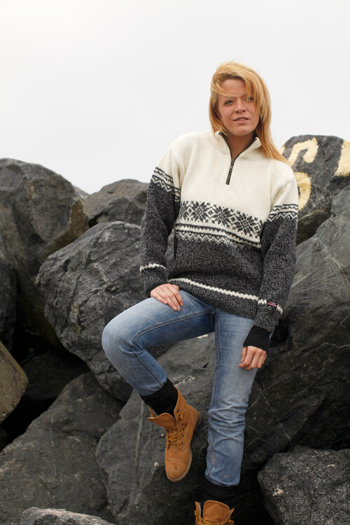 Scandinavian Norwool Jumper of pure new norwegian wool.
