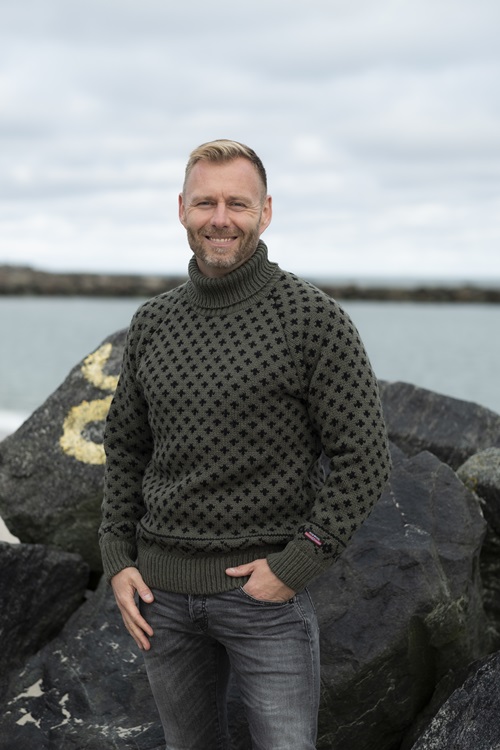 original icelandic turtle neck jumper on sale