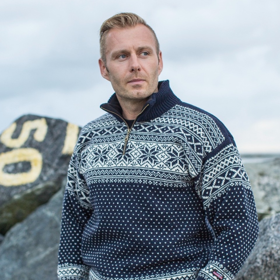 Knitted Jumpers and wool Jumpers of pure new wool from NORWOOL.